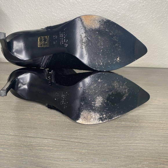 Vince Calla‎ Pointed Toe Calf Hair Bootie Black Womens Size 9 - Picture 4 of 9